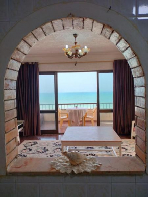 Sea view cozy apartment.
